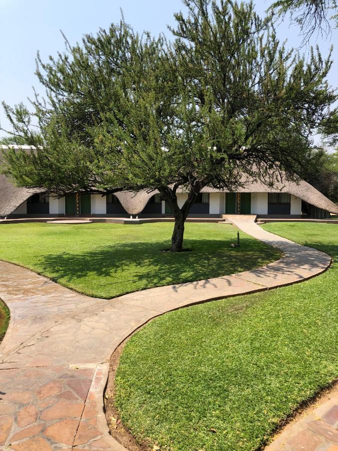 Okahandja Country Hotel Exterior foto