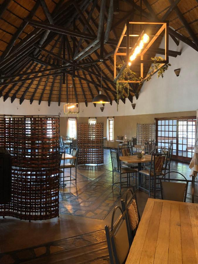 Okahandja Country Hotel Exterior foto