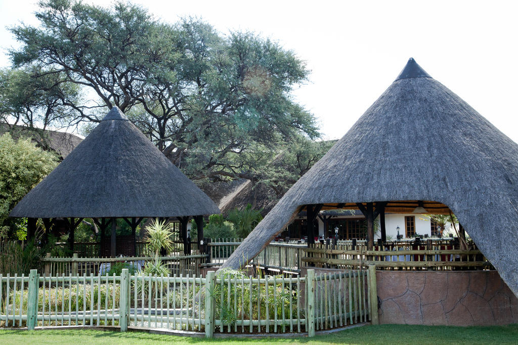 Okahandja Country Hotel Exterior foto